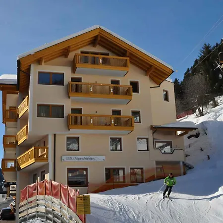 In Paznauntal 42411 Alpehytte *